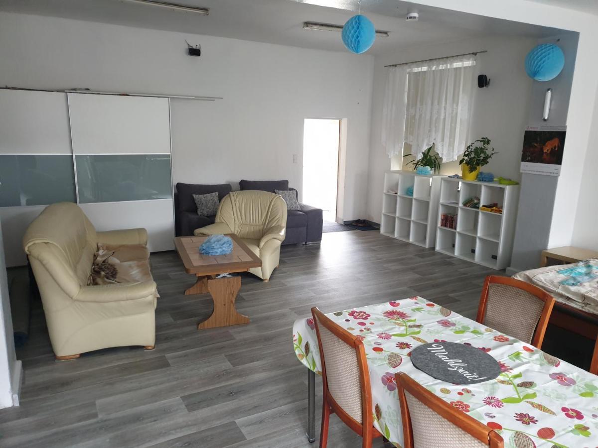 Einraum-Ferienwohnung 46M2 Eisenhuettenstadt-Diehlo Kültér fotó